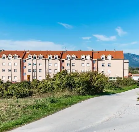 Apartment Vrcan Trilj